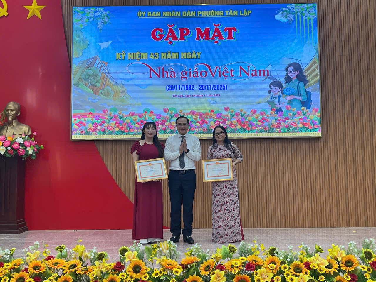 z7240334121114_78efc344c53f843cb684d3bdfe4f8231