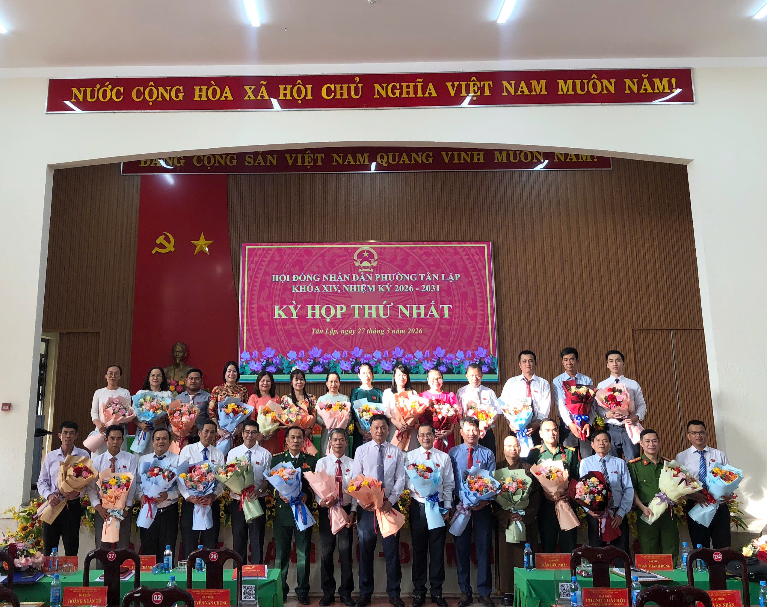 Tân Lập: Kỳ họp thứ nhất HĐND phường – Kỳ vọng vào một nhiệm kỳ đổi mới và phát triển.