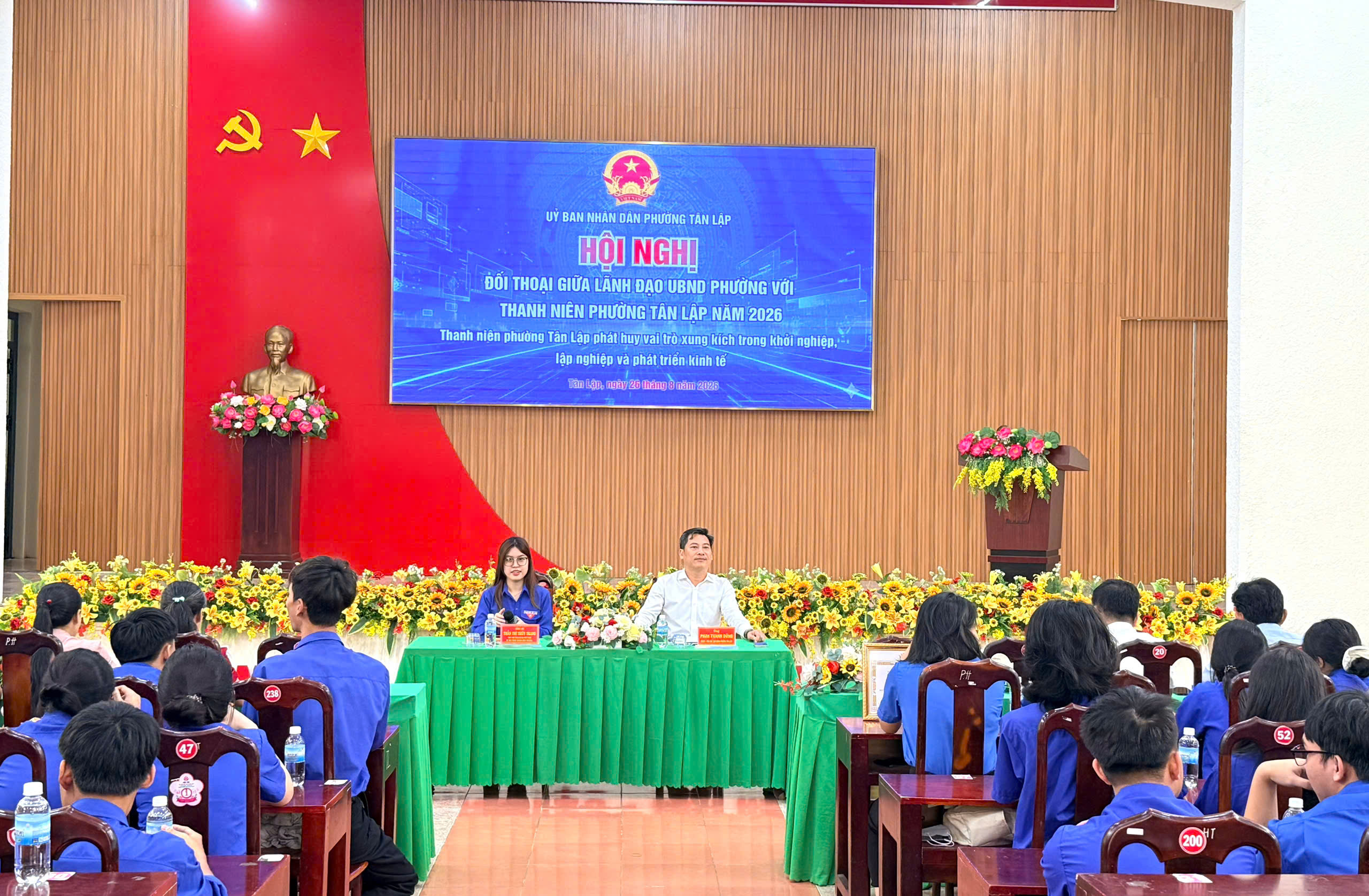 UBND PHƯỜNG TÂN LẬP TỔ CHỨC CHƯƠNG TRÌNH ĐỐI THOẠI “THANH NIÊN PHƯỜNG TÂN LẬP PHÁT HUY VAI TRÒ XUNG KÍCH TRONG KHỞI NGHIỆP, LẬP NGHIỆP VÀ PHÁT TRIỂN KINH TẾ"