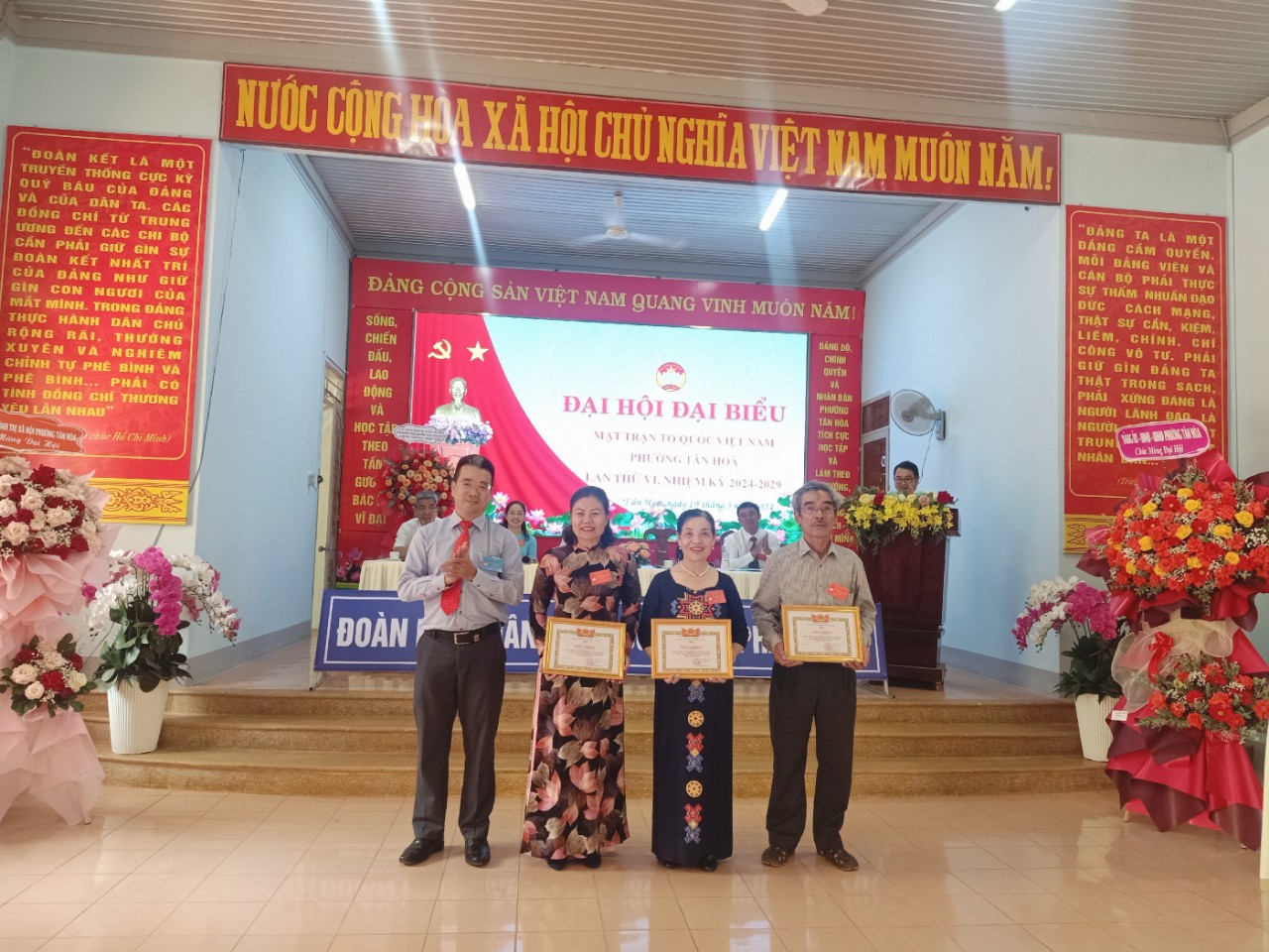 z5263318706217_93f2ac0caed886350317cefbbbff0281