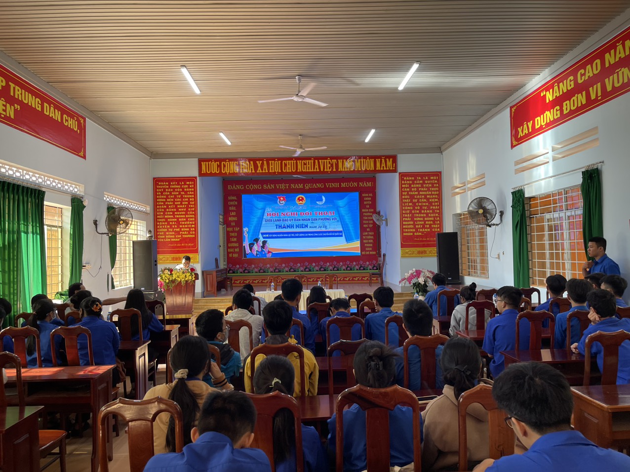 z5728822497729_995e52fe8292db063a1729ee5b343a49