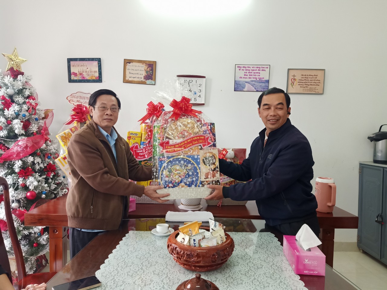 z4998214627341_74eff74981a41032b58e44a3846a1096