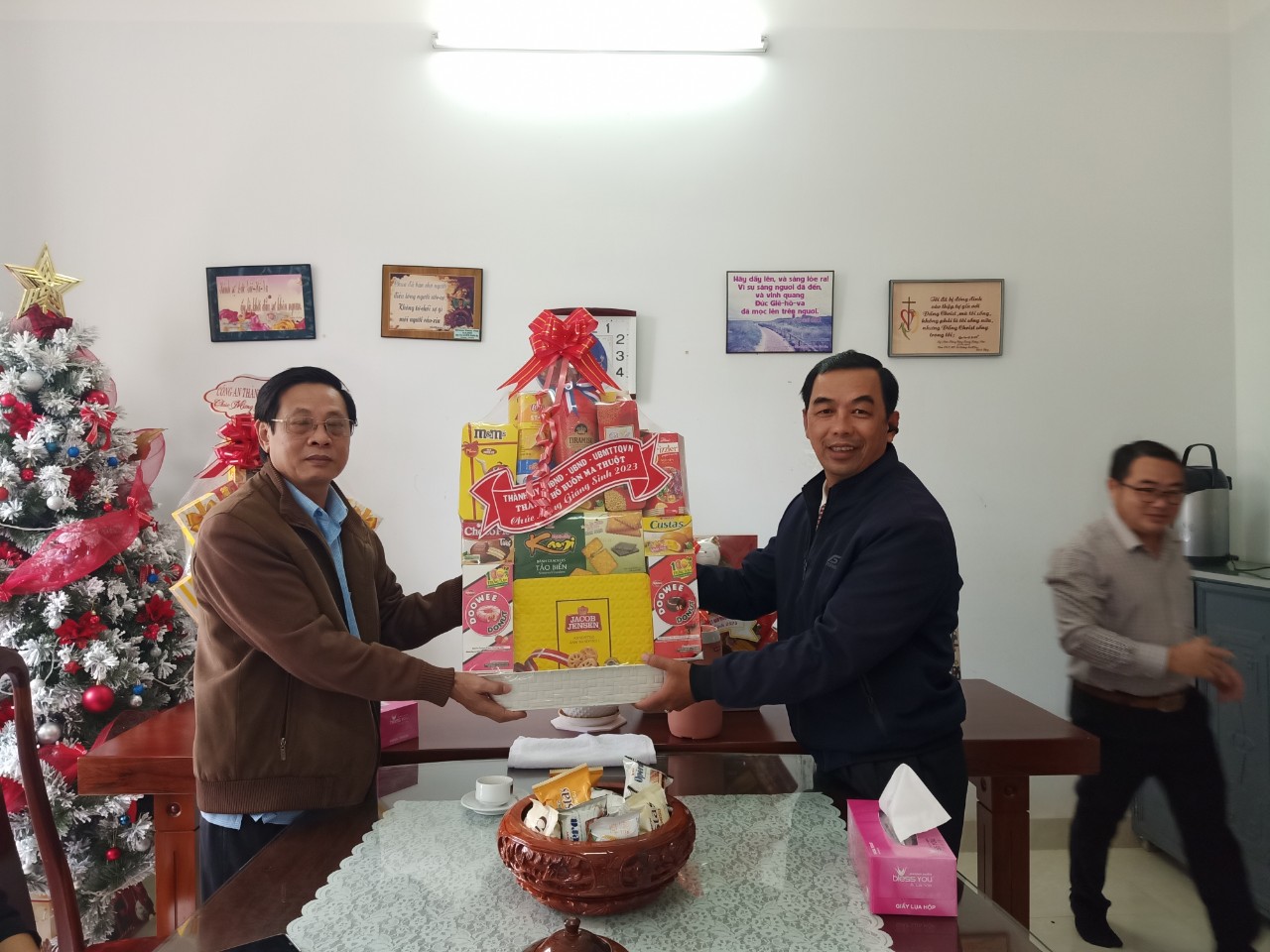 z4998214663828_03cadbc27ee4236eb61fc6e60cf5a255