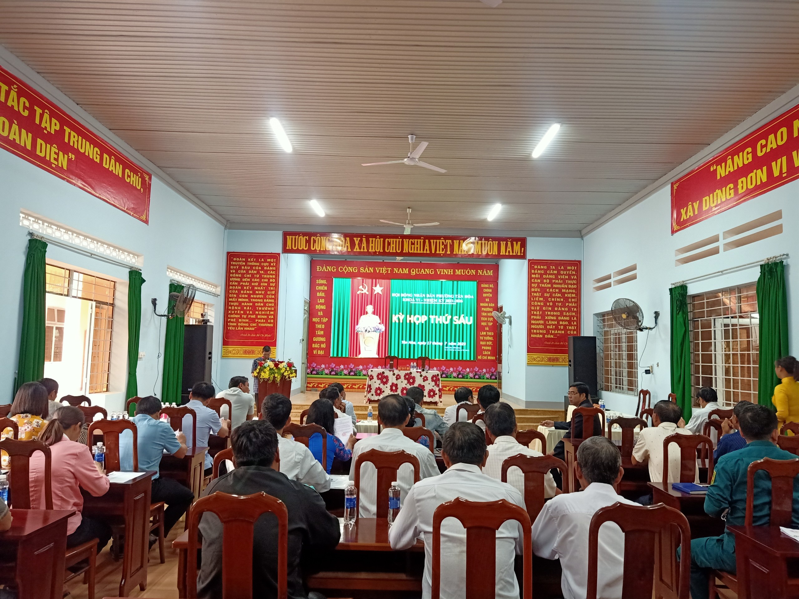 HĐND PHƯỜNG KHÓA VI, NHIỆM KỲ 2021-2026 TỔ CHỨC KỲ HỌP THỨ SÁU