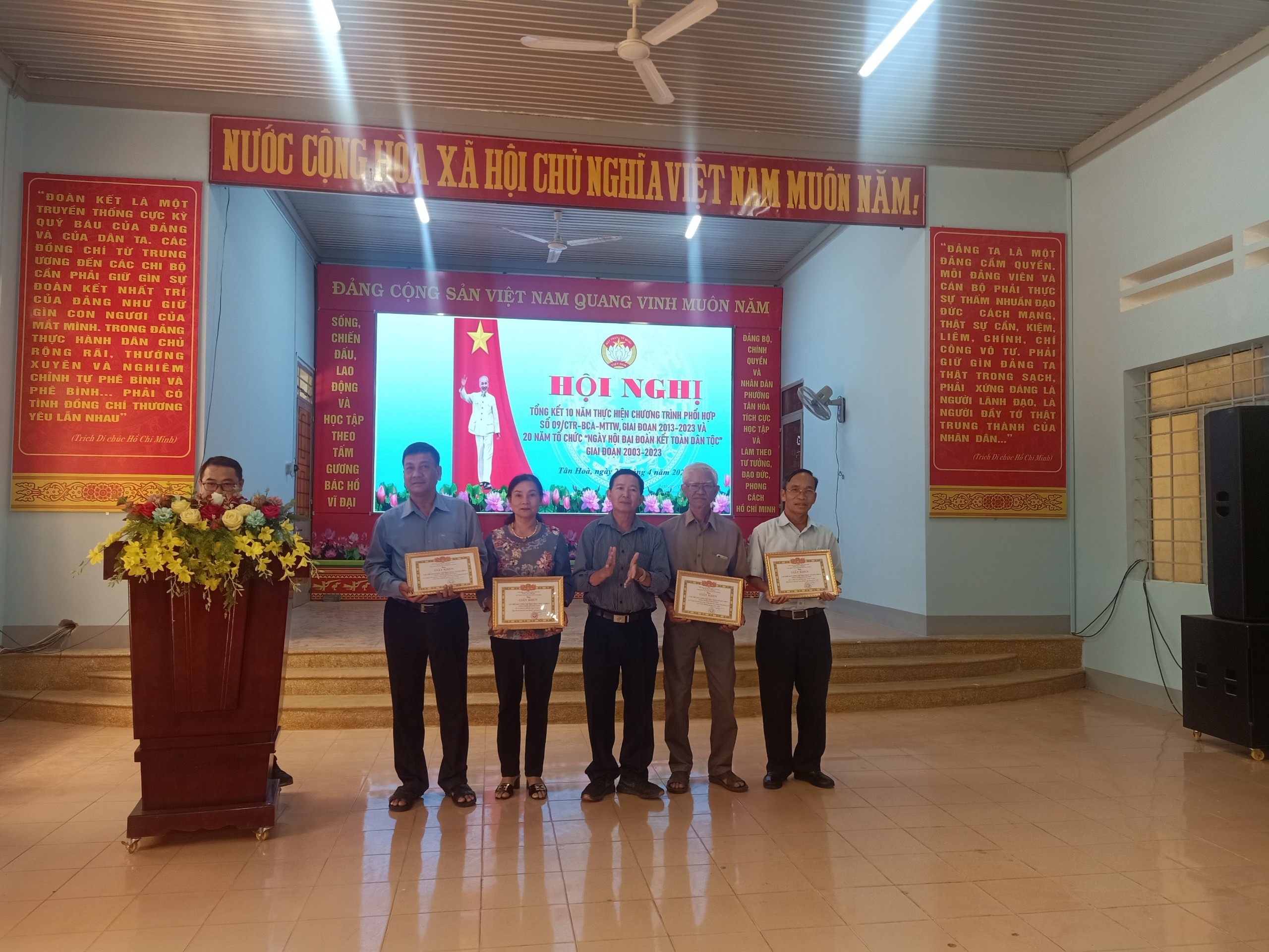 z4298618024410_62c0421b47c44fc0ee5cc8afd9280fed