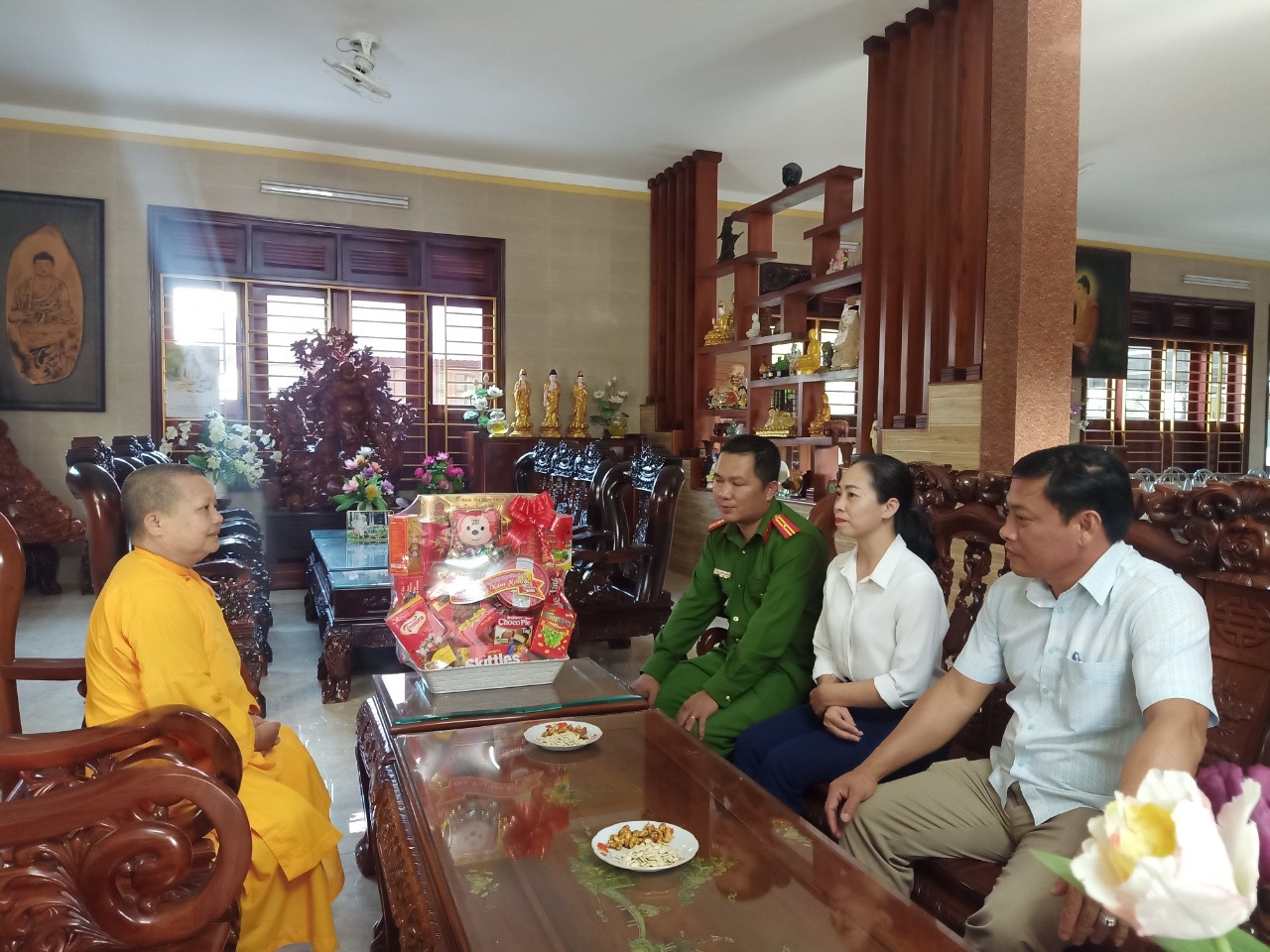 z5129980570323_e23f6ea14f5c4a5985c8c4b98cfa8081